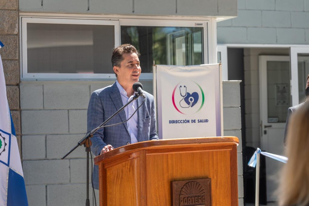 Manuel Calvo inauguró la ampliación del Centro de Salud de Porteña