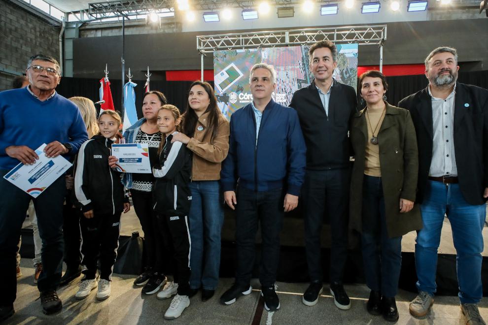 Recorrido con el gobernador por Santa Eufemia