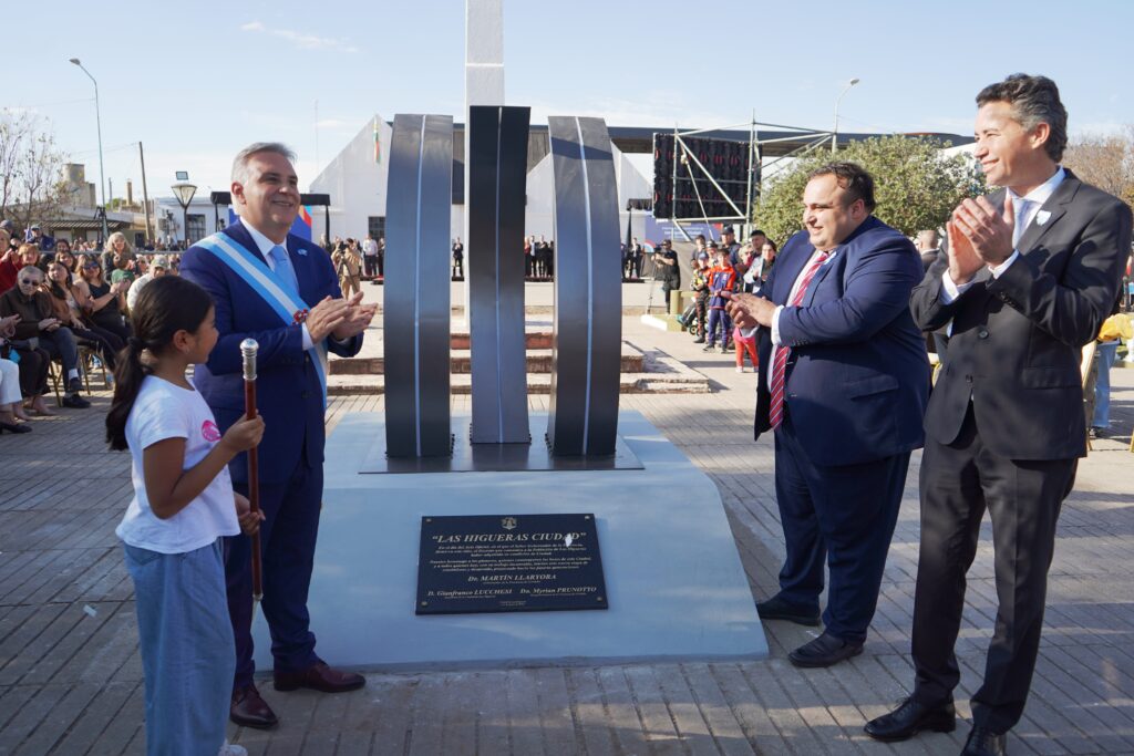 25 de Mayo: Llaryora pidió por la “unidad de los argentinos”