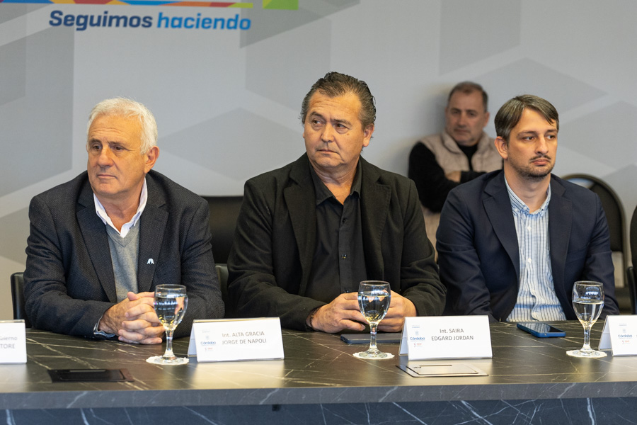 Más de $5.400 millones para obras de gas e infraestructura urbana en 19 localidades cordobesas